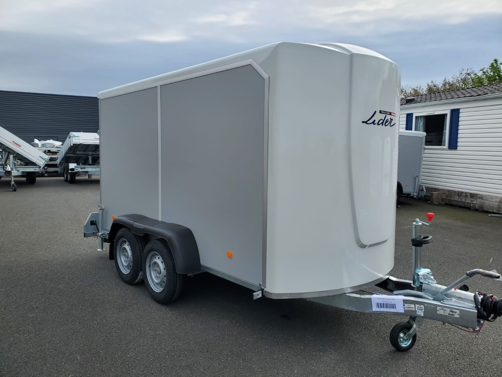 Lire la suite à propos de l’article Remorque lider fourgon 45950  5890 € ttc