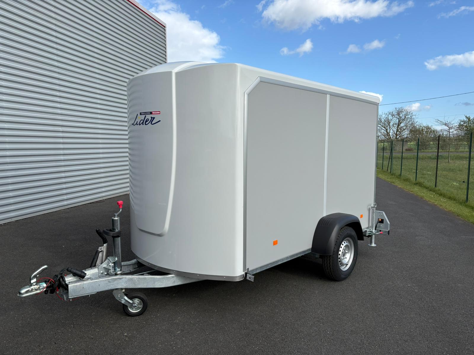 Lire la suite à propos de l’article Remorque lider fourgon 45960  5240 € ttc